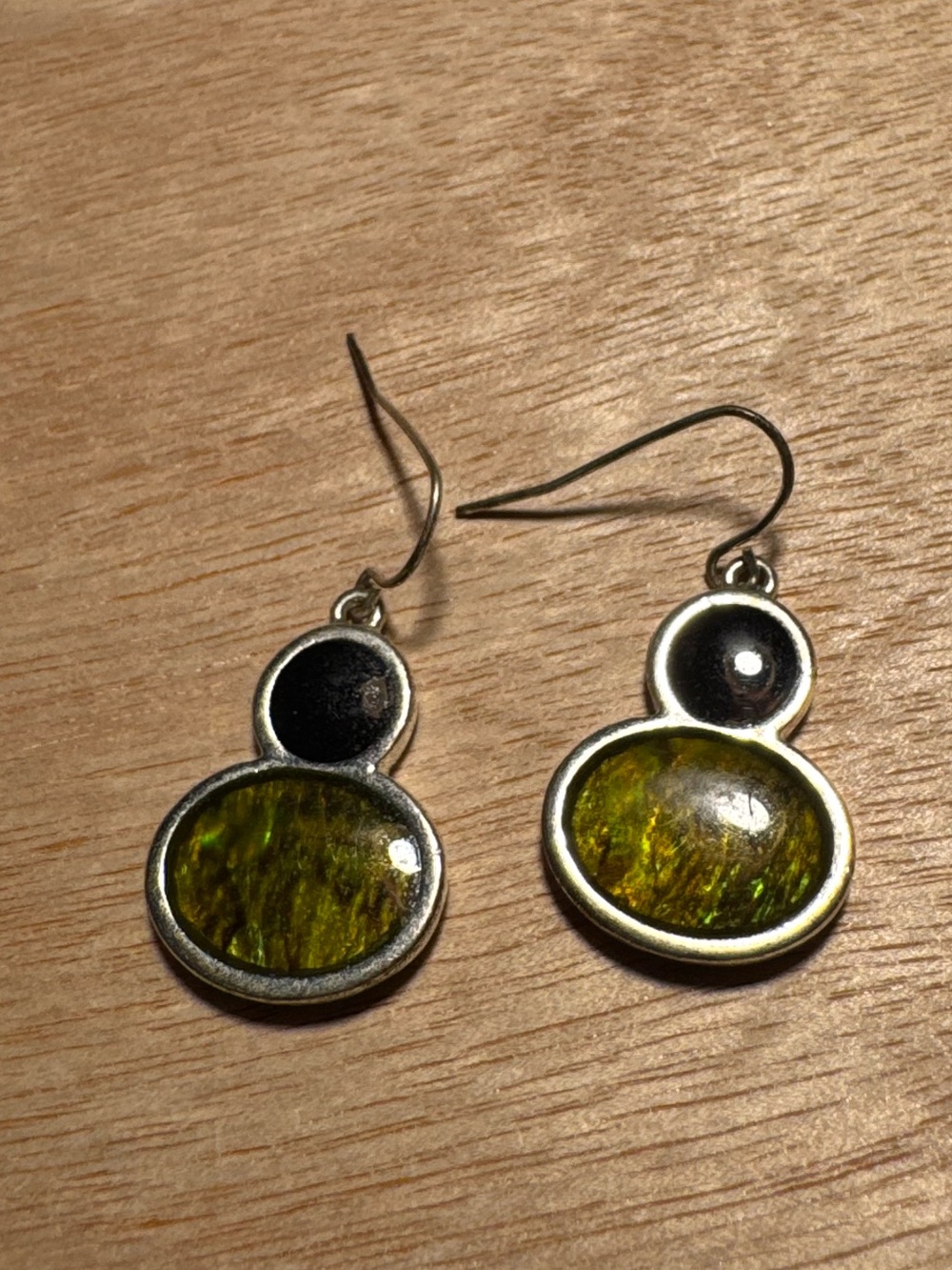 Women’s Silver-Tone Drop Earrings with Olive Green Oval Cabochon KC